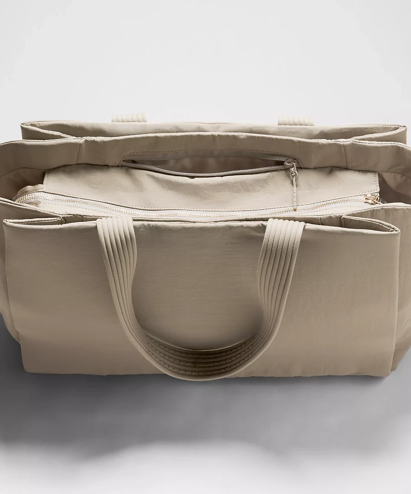 Triple Compartment Tote Bag 18L