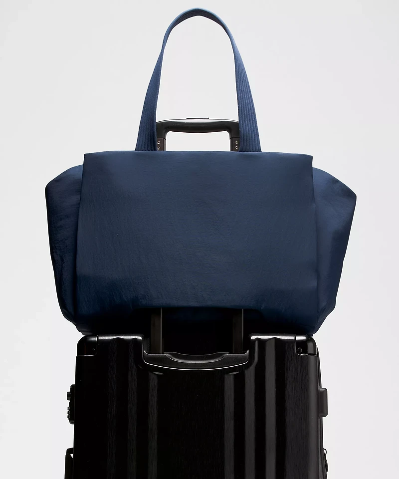 Triple Compartment Tote Bag 18L