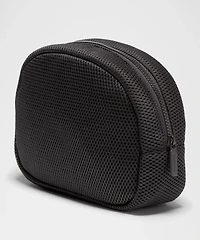 City Essentials Pouch 4L *Knit Mesh | Women's Bags,Purses,Wallets
