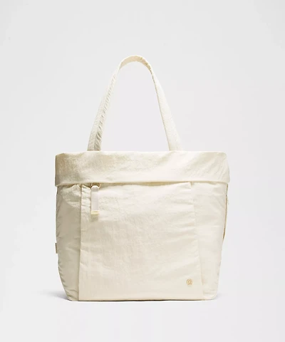 On My Level Carryall Tote Bag 27.5L | Women's Bags,Purses,Wallets