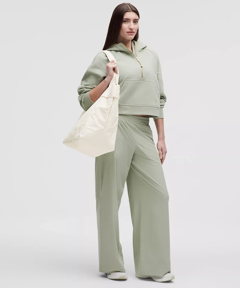 On My Level Carryall Tote Bag 27.5L | Women's Bags,Purses,Wallets