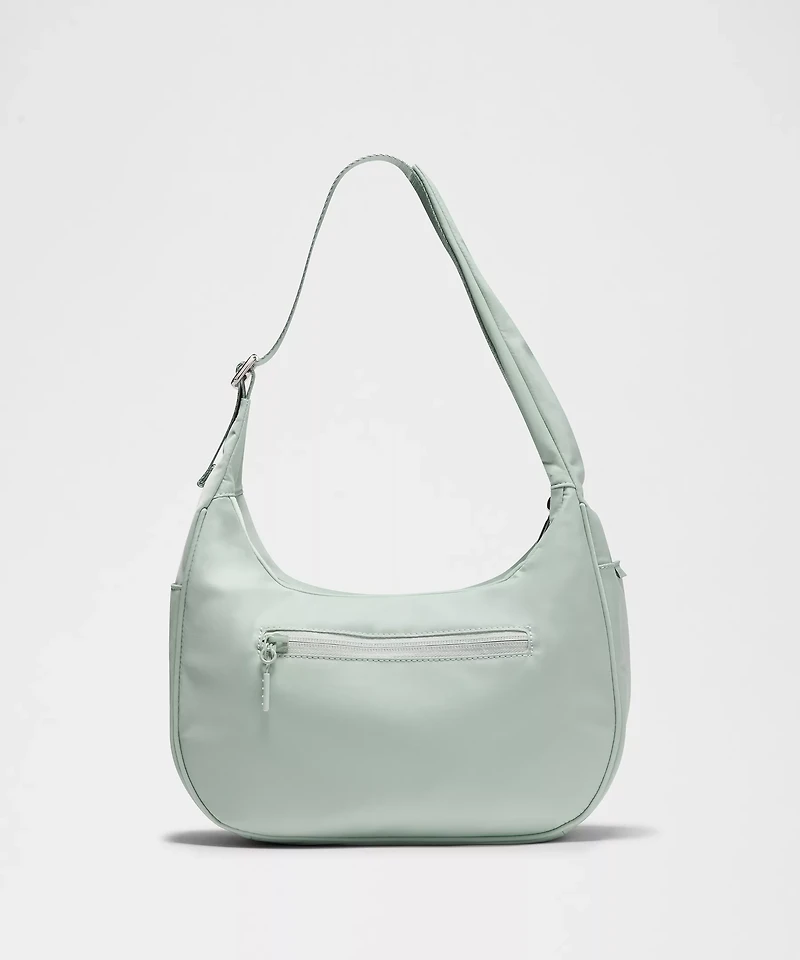 City Essentials Shoulder Bag 4L