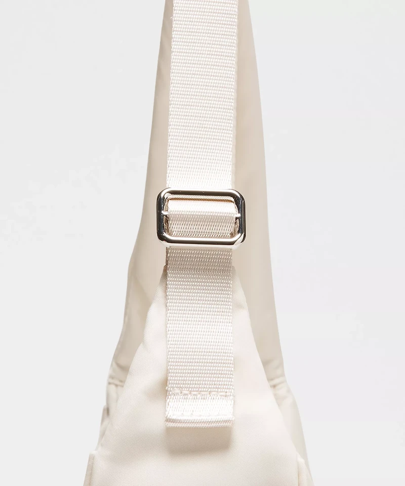 City Essentials Shoulder Bag 4L | Women's Bags,Purses,Wallets