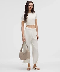 City Essentials Shoulder Bag 4L