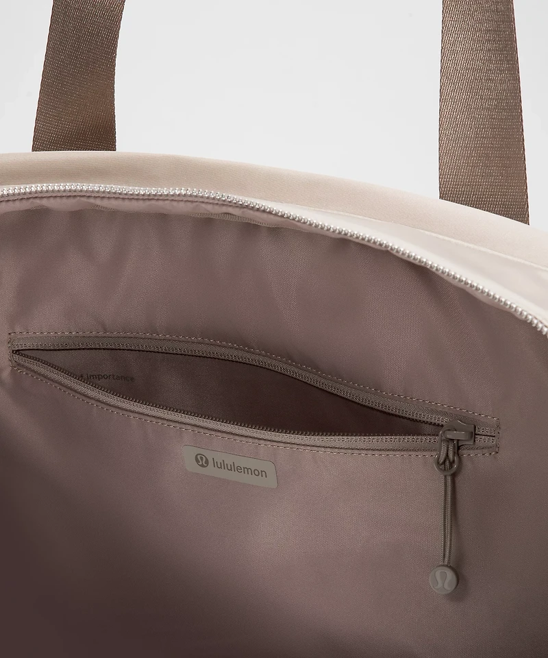 City Essentials Duffle Bag 28L | Women's Bags,Purses,Wallets