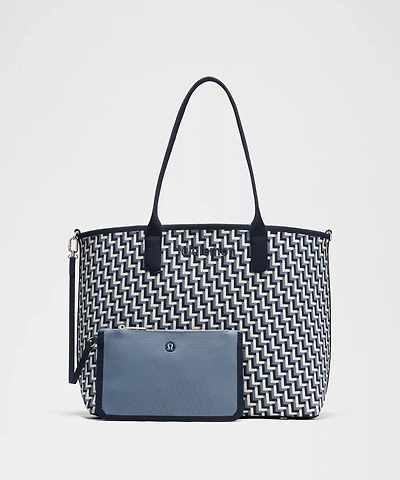 Classic Knit Tote Bag 18L | Women's Bags,Purses,Wallets