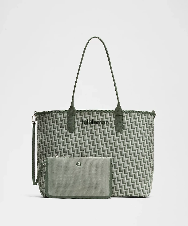 Classic Knit Tote Bag 18L | Women's Bags,Purses,Wallets
