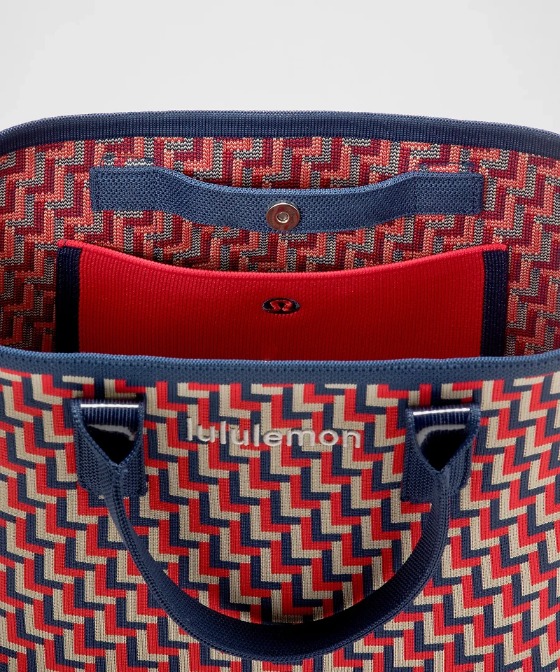 Classic Knit Small Tote Bag 8L