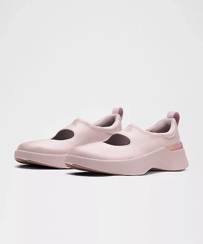 Women's Mary Train Sneaker
