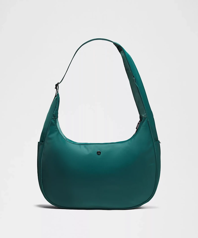 City Essentials Oversized Shoulder Bag 18L