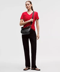 City Essentials Small Shoulder Bag 3L *Smooth Leather Alternative