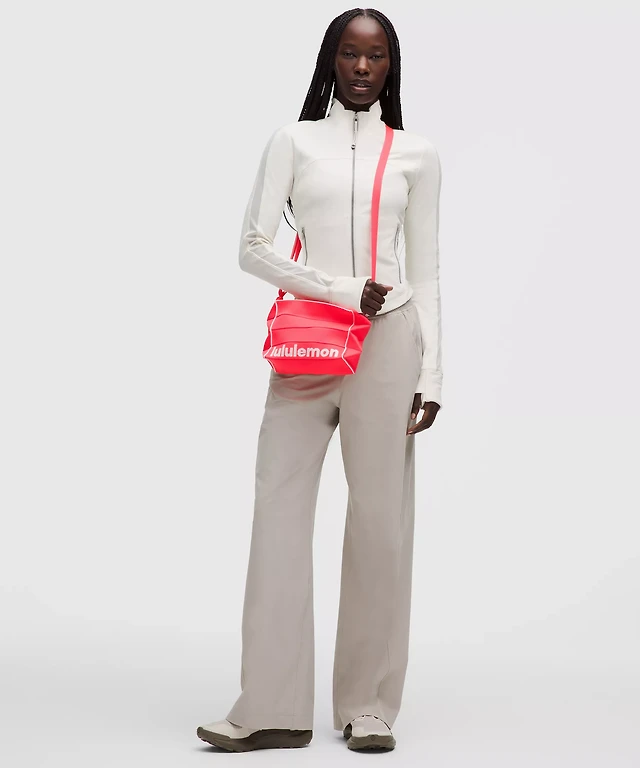lululemon wunderlust crossbody bag 1.8L Belt R & B Import Lululemon athletica Wunderlust Multi-Pocket Crossbody