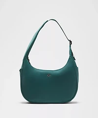 City Essentials Shoulder Bag 4L