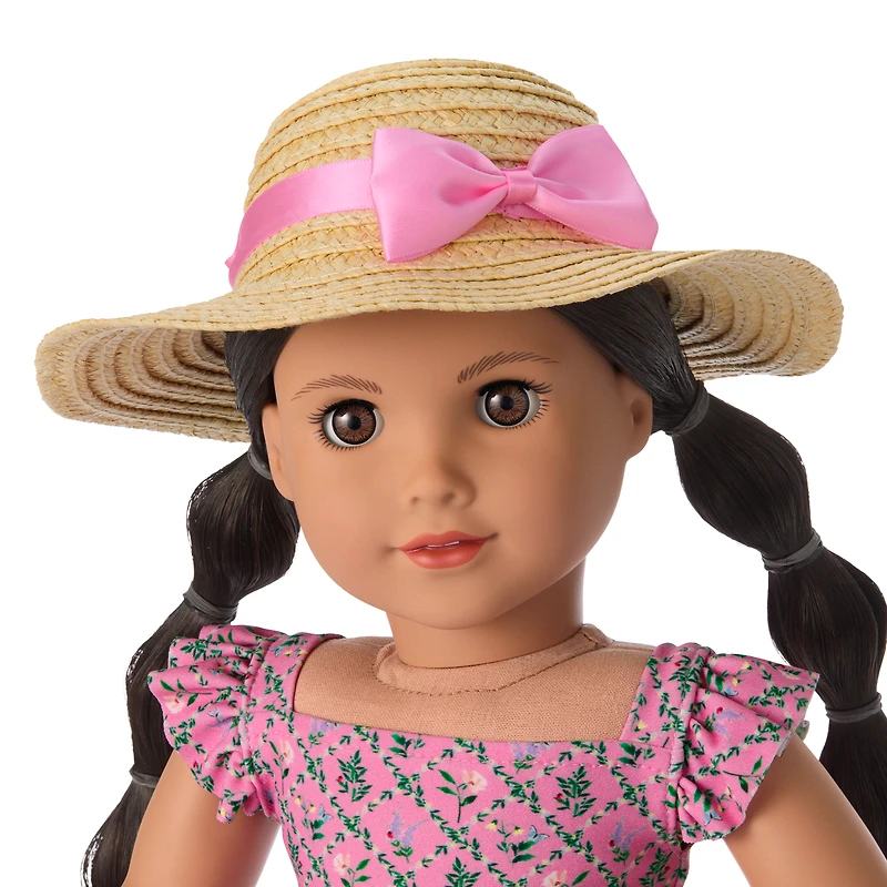 Raquel’s™ Beach Bundle (Girl of the Year™ 2026)