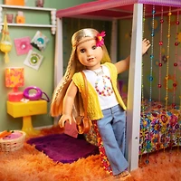 Julie™ 18-inch Doll & Journal (Historical Characters)