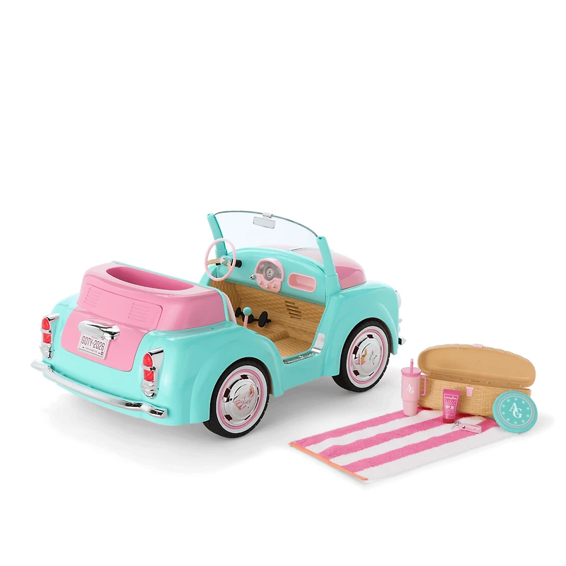 Raquel’s™ Beach Bundle (Girl of the Year™ 2026)