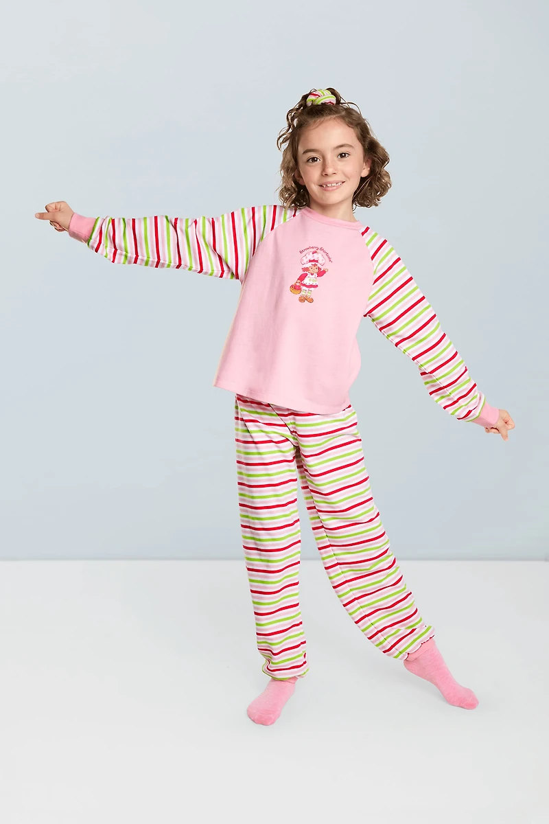 Courtney's™ Strawberry Shortcake™ Pajamas for Girls (Historical Characters)