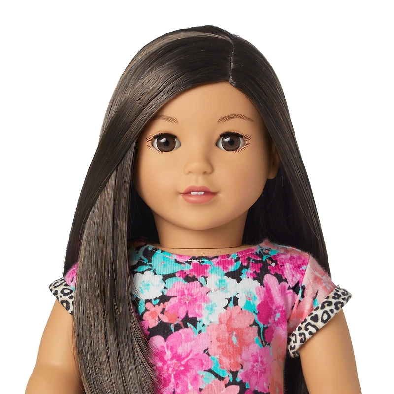 Truly Me™ 18-inch Doll #124 with straight black-brown hair
