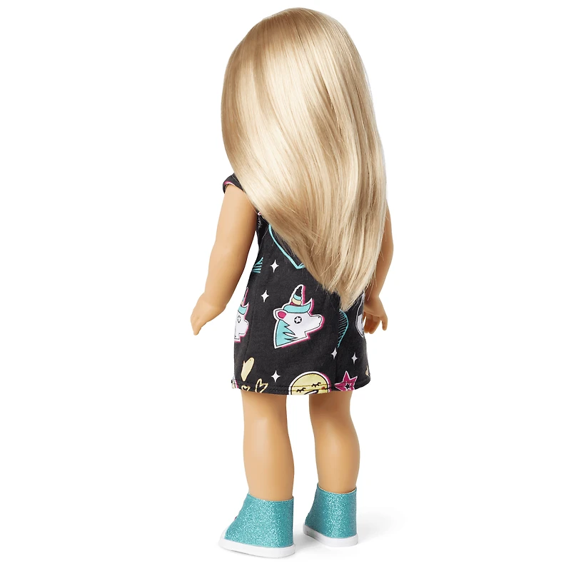 Truly Me™ 18-inch Doll #100 with layered straight blonde hair
