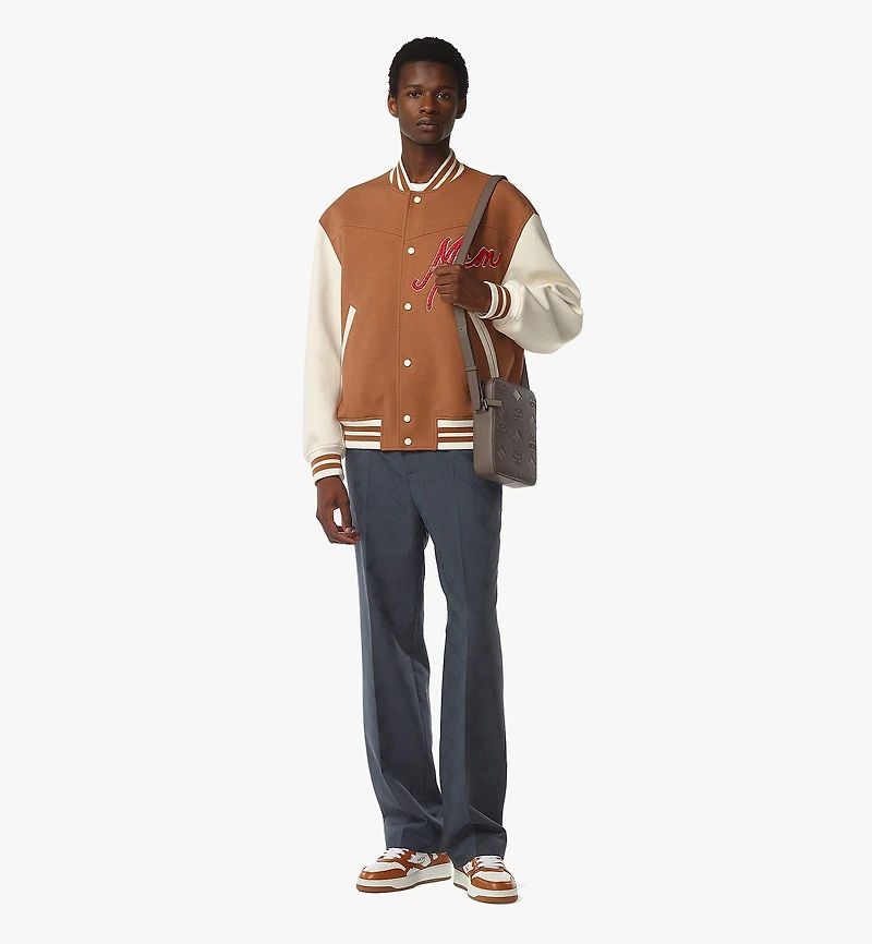 Klassik Crossbody in Maxi Monogram Leather