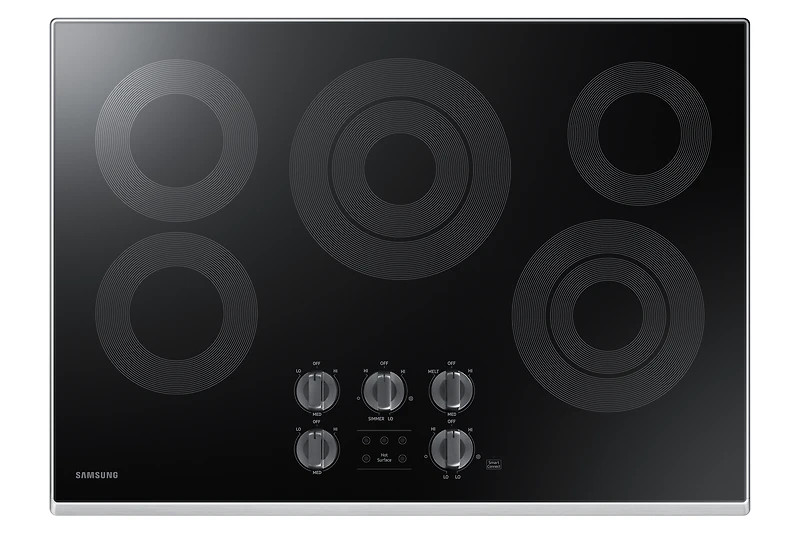 30" 5-Element Smart Electric Cooktop with Knob Controls | Samsung Business Canada