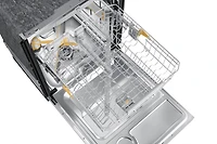 Smart Stormwash+ 7 Series 42 dBA Dishwasher with Smart Dry | Samsung Canada