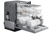 46 dBA Smart Dishwasher with StormWash™ | Samsung Canada