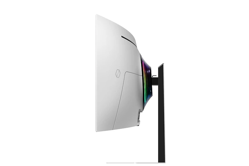 49" Odyssey OLED G9 G95SD DQHD 240Hz Gaming Monitor | Samsung Canada