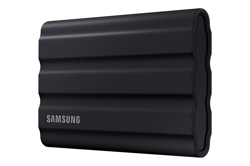 Portable SSD T7 Shield Black | Samsung Canada