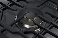 30" Smart Gas Cooktop with 22K BTU Dual Power Burner | Samsung Canada