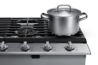 30" Smart Gas Cooktop with 22K BTU Dual Power Burner | Samsung Canada