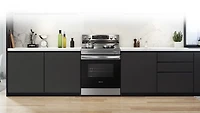 30" 6.3 cu. Ft. Smart Electric Freestanding Range | Samsung Canada