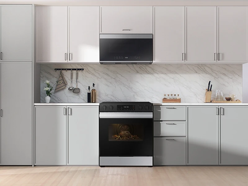 6.3 cu.ft Electric Slide-In Range with Airfry  | Samsung Canada