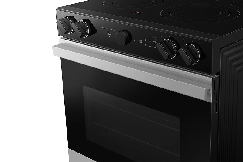 6.3 cu.ft. Electric Slide-In Range with Oven Camera | Samsung Canada