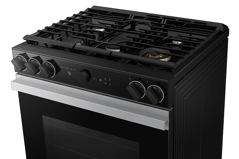 6.0 cu.ft. Gas Slide-In Range with Smart Oven Camera | Samsung Canada