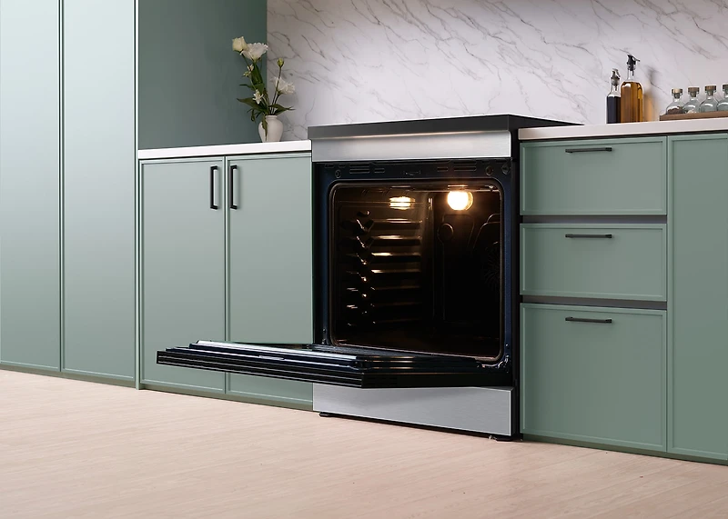 6.3 cu.ft. Induction Slide-In Range with AI Home NSI6DG9900SRAC | Samsung Canada