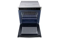 24" Smart Single Convection Wall Oven with Digital Touch Controls | Samsung Canada