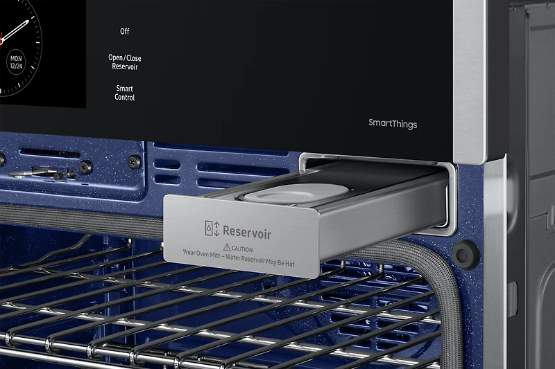 5.1 cu. Ft. 6 Series Single Wall Oven with SmartThings, Air Fry, and Air Sous Vide | Samsung Canada