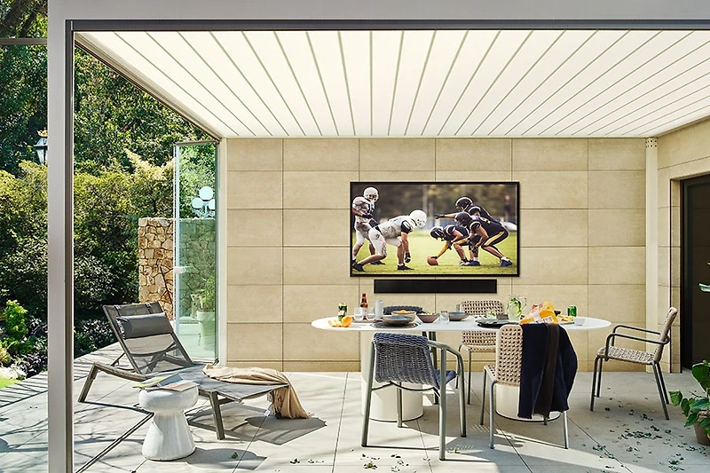85 Inch The Terrace Full Sun 4K Outdoor TV | Samsung Canada