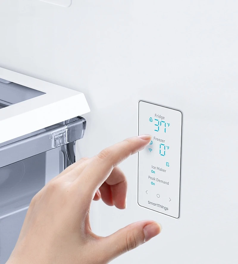 33” Counter-Depth French Door Refrigerator with Twin Cooling Plus™ | Samsung Canada