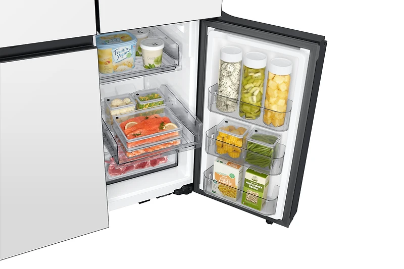 36" 23 cu.ft. Bespoke Counter Depth 4-Door Flex Fridge with Beverage Center | Samsung Canada