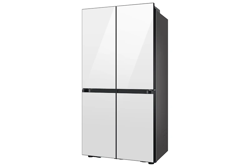 36" 23 cu.ft. Bespoke Counter Depth 4-Door Flex Fridge with Beverage Center | Samsung Canada