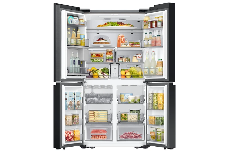 36" 23 cu.ft. Bespoke Counter Depth 4-Door Flex Fridge with Beverage Center | Samsung Canada