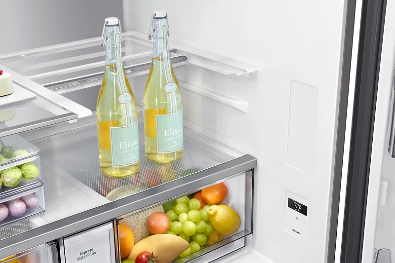 36" 23 cu.ft. Bespoke Counter Depth 4-Door Flex Fridge with Beverage Center | Samsung Canada