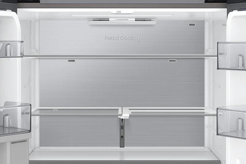 36" 23 cu.ft. Bespoke Counter Depth 4-Door Flex Fridge with Beverage Center | Samsung Canada