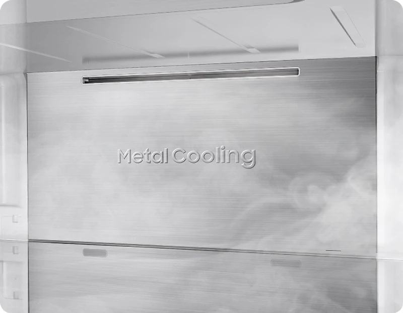 36" 3-Door SpaceMax™ Counter Depth Fridge and Dual Auto Ice Maker | Samsung Canada