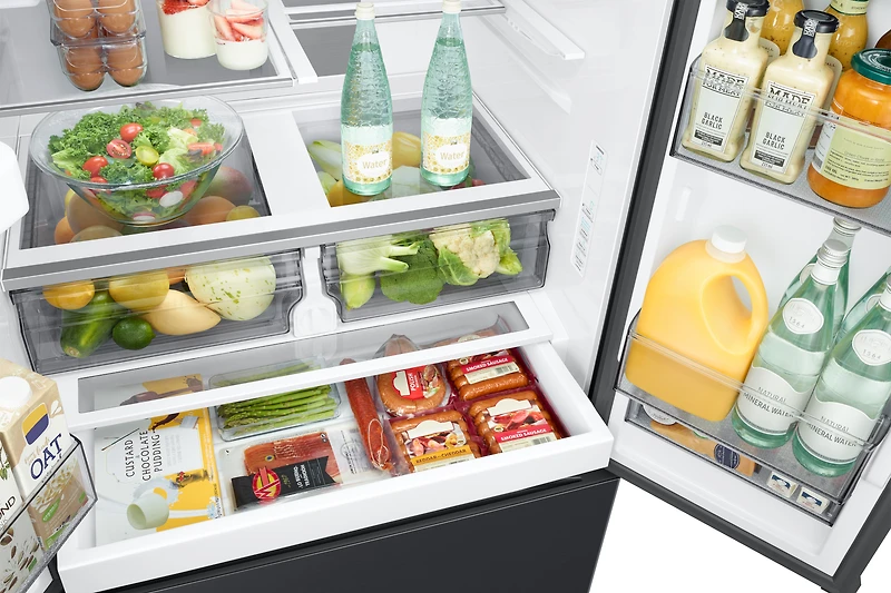 36" 3-Door Fridge with Ice/water dispenser and Freezer Ice Maker | Samsung Canada
