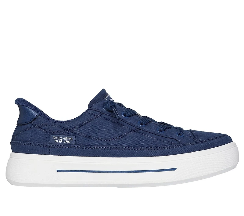Skechers Slip-ins: BOBS Social