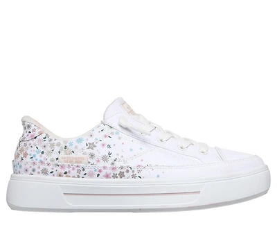 Skechers Slip-ins: BOBS Social