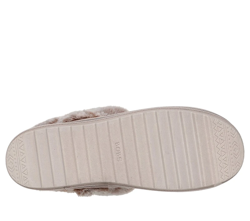 Skechers Slip-ins: BOBS Cozy Kiss